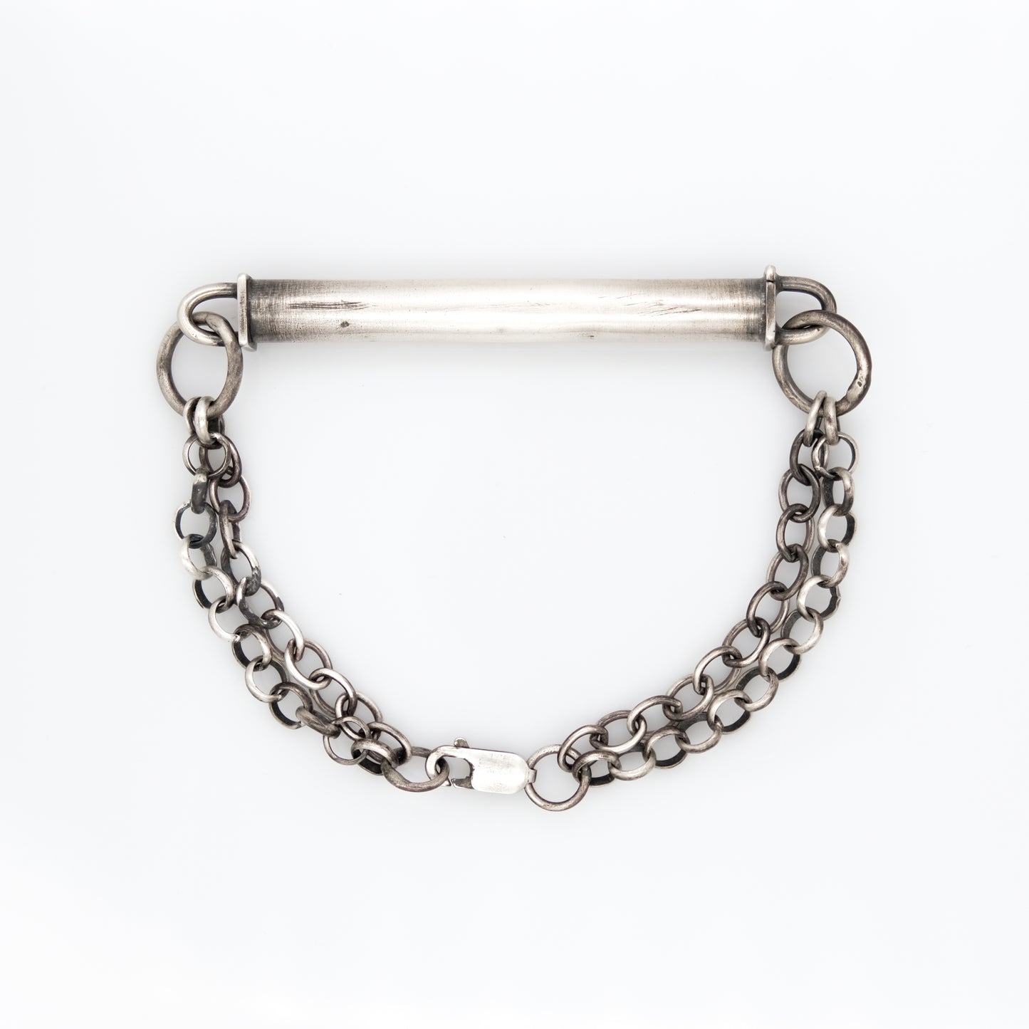 SHACKLE BRACELET