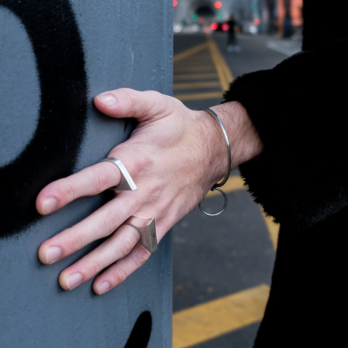 CAPTIVE BANGLE BRACELET