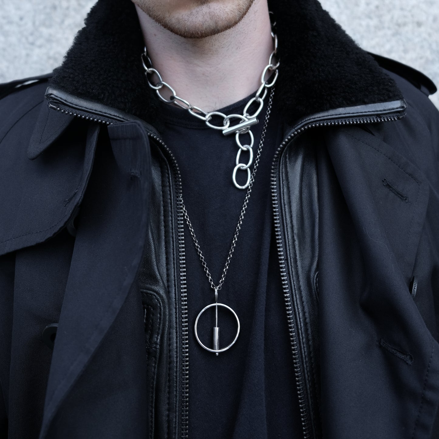 SPINNING MOVABLE GEOMETRIC NECKLACE
