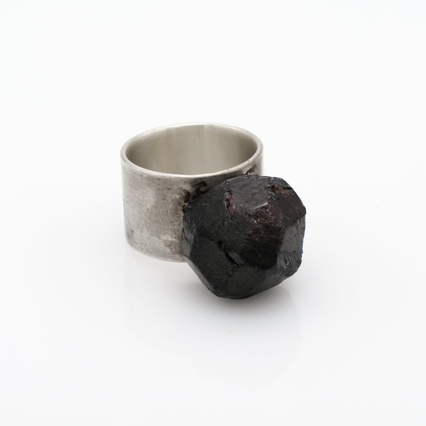 RAW GARNET RING
