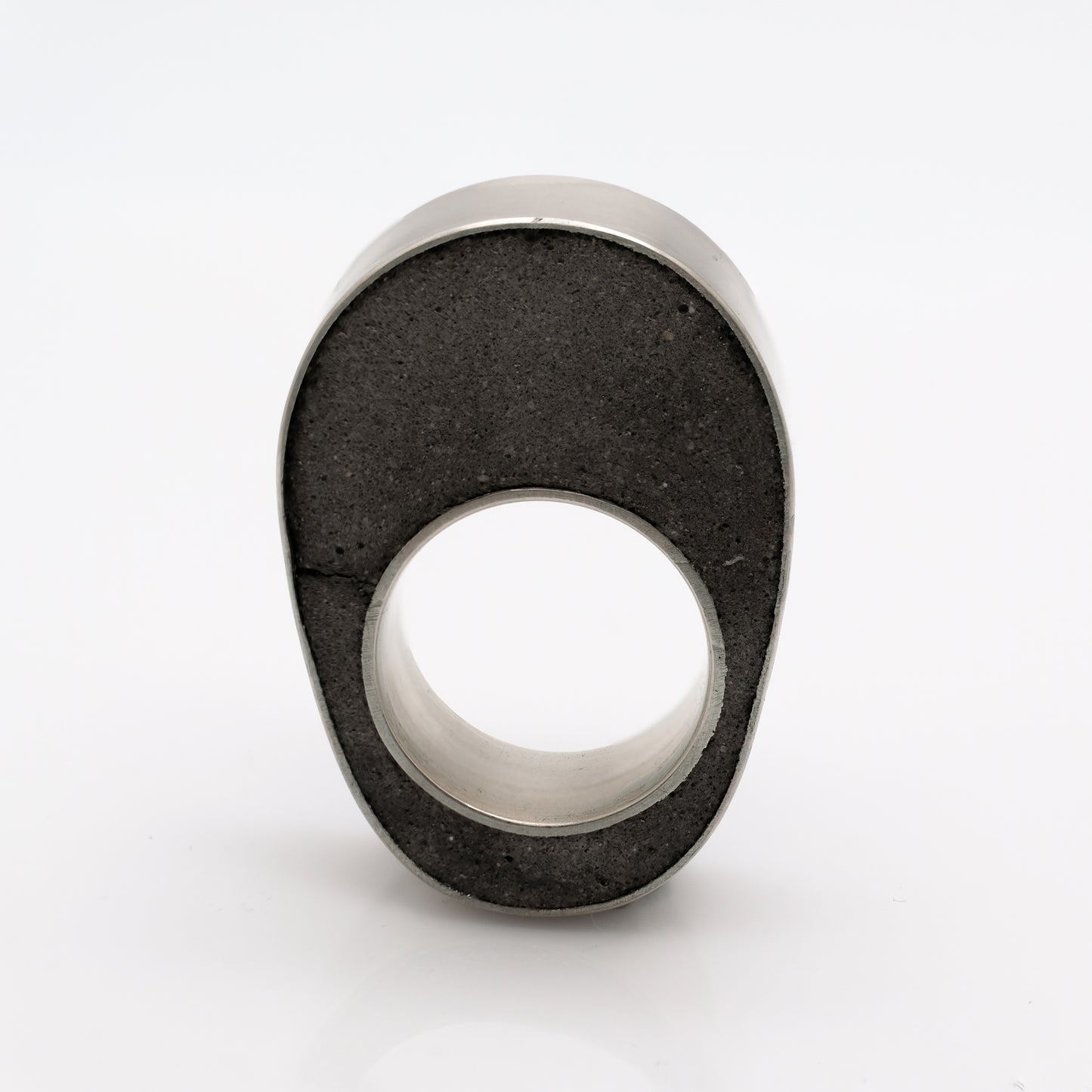 LARGE OVAL CONCRETE RING