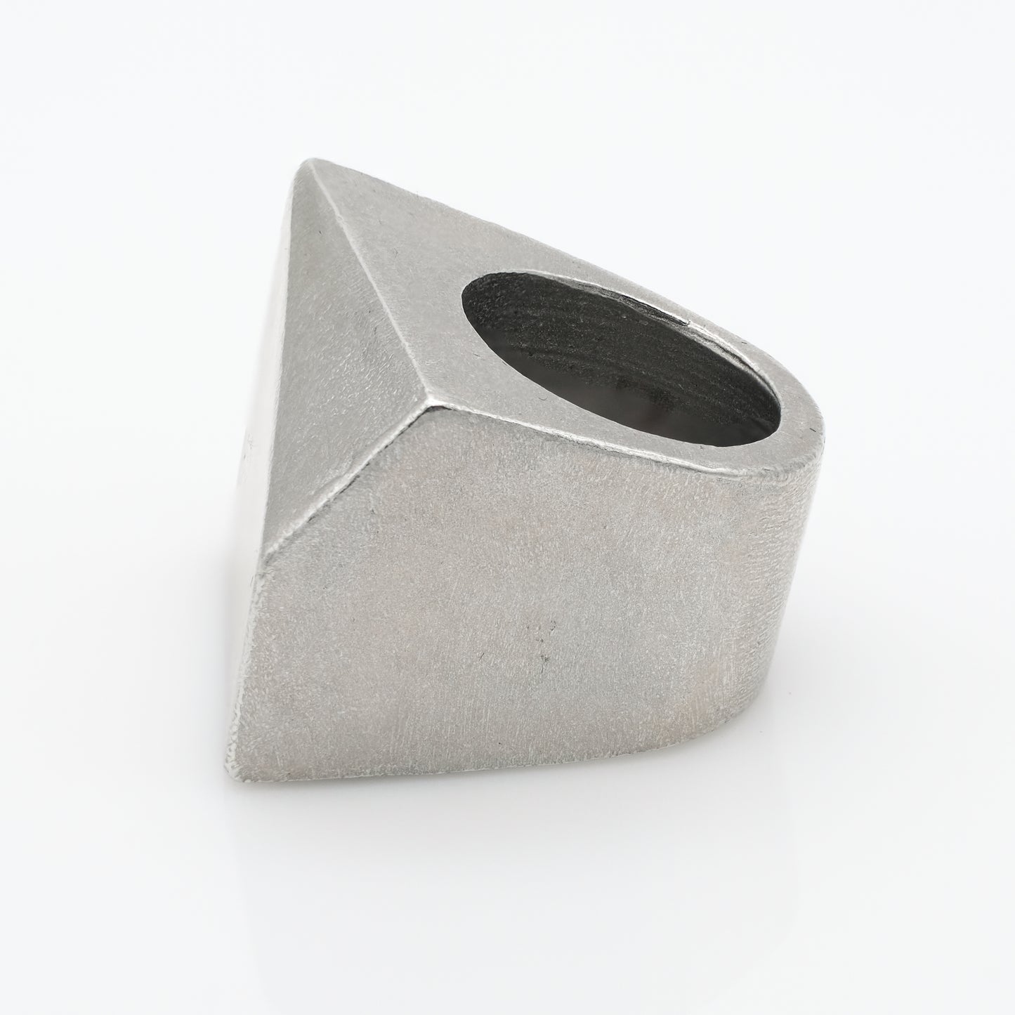 MASSIVE ALUMINUM STRUCTURE RING 1