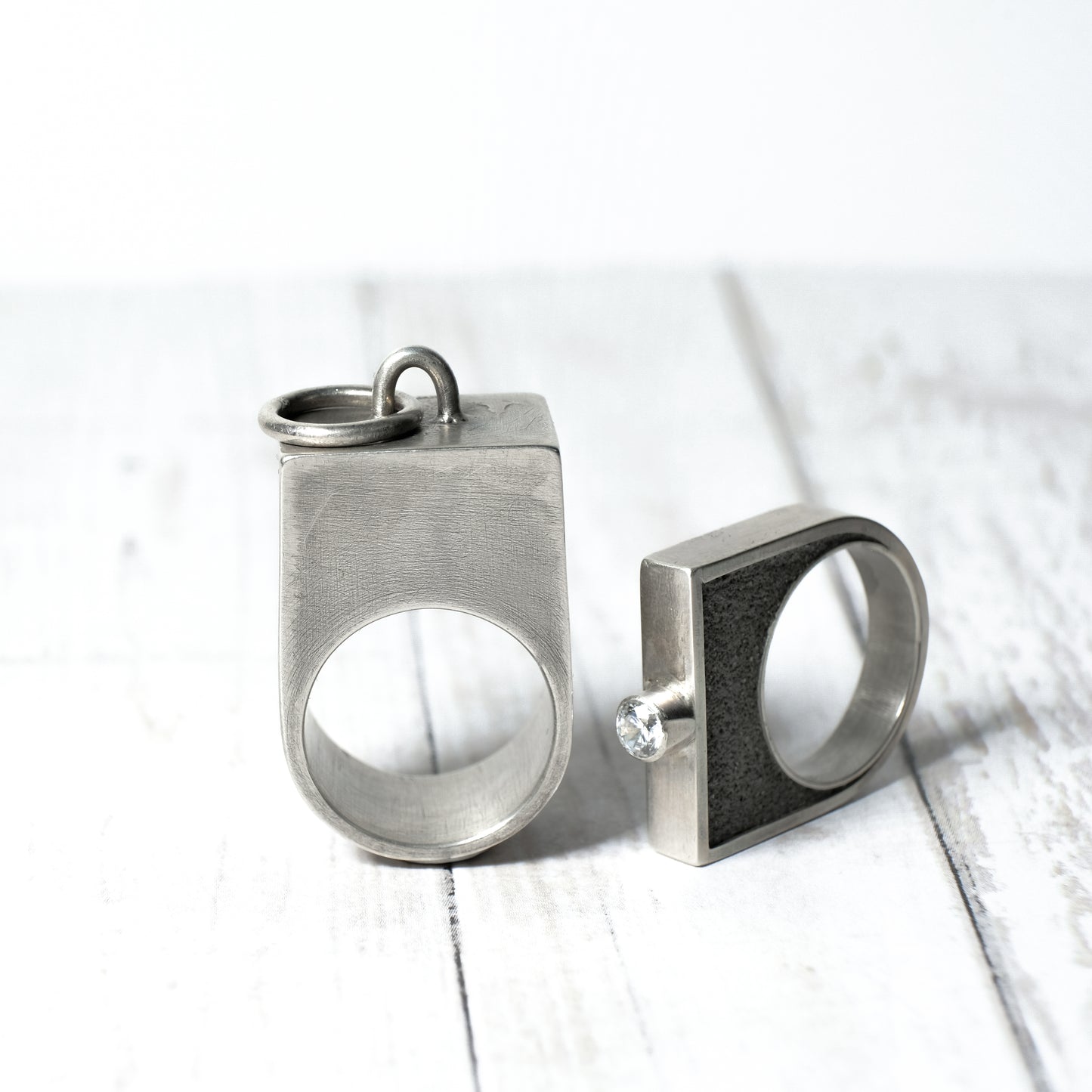 DOUBLE SIDED CONCRETE RING