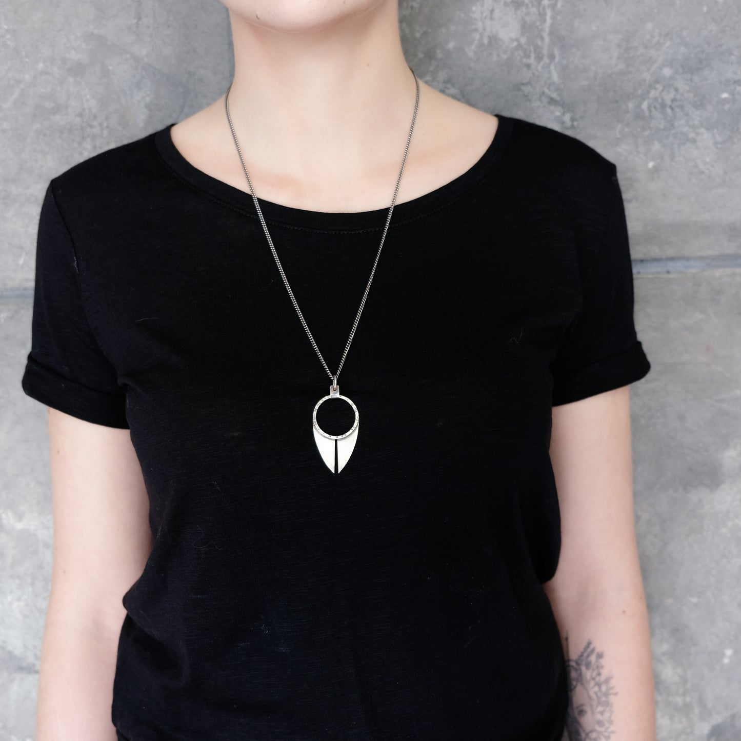 SPLIT SHIELD NECKLACE