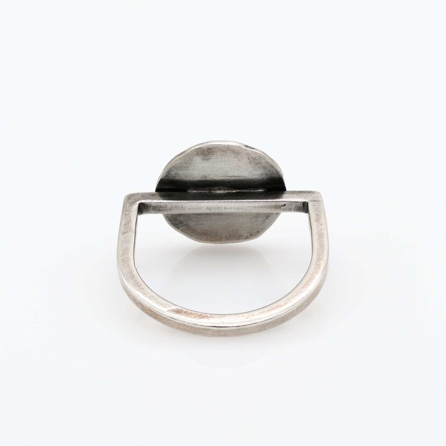 HAMMERED "D" STYLE RING